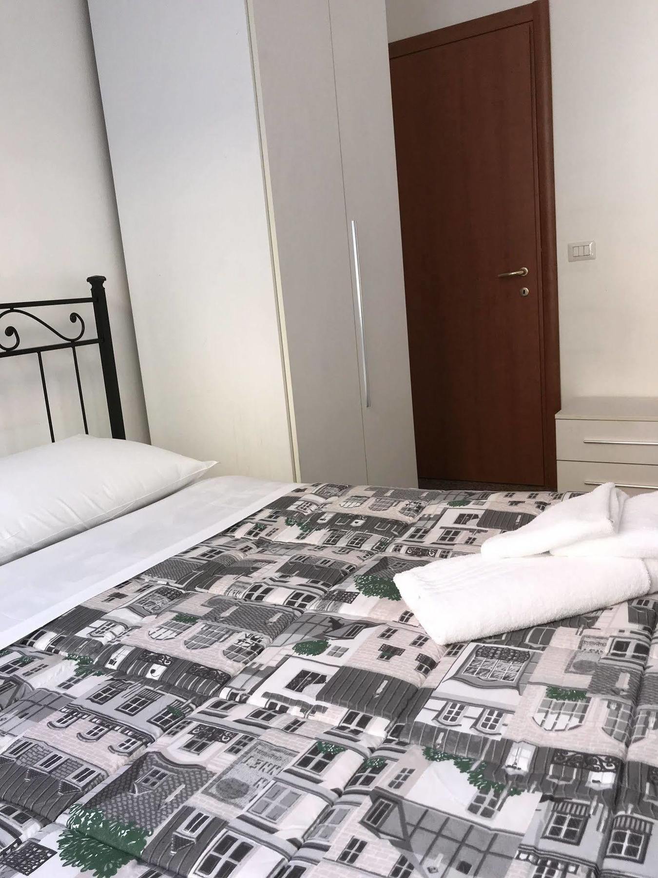 Elite Loreto Milano Hotel Exterior foto